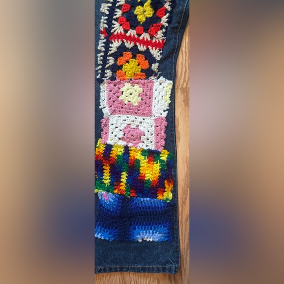 Urban Renewal Levi Strauss & Co. 517 Colorful Patchwork Women Jeans size 32/32 - Picture 3 of 8